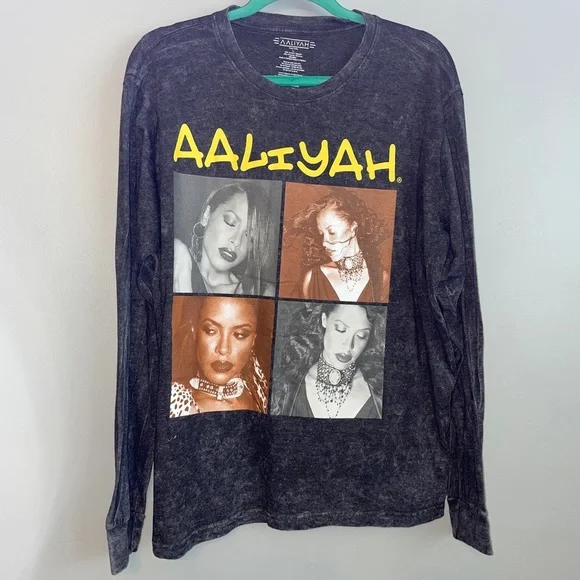 EUC Aaliyah Y2K One In A Million Album Graphic Long Sleeve Tee Size Large - Picture 2 of 6